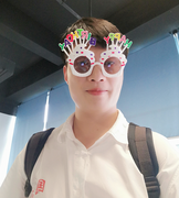 ncdhz的个人资料头像