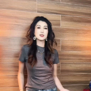 爱吃爱美的Bonni