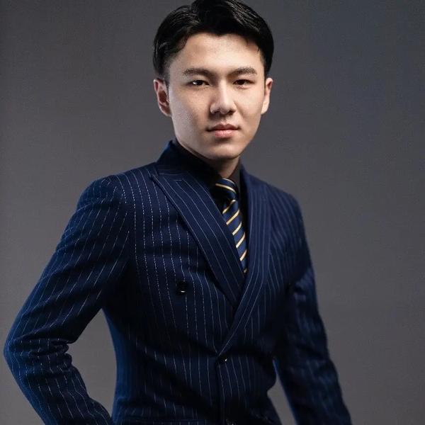 郴州江淮皮卡何洲男头像