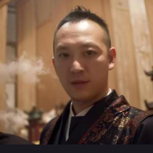 潮流达人布莱兹8a9H头像