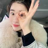 府燕尔大佛龙井柒月头像
