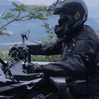 骑升仕拉力的双哥头像