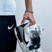 辉辉要开心的个人资料头像