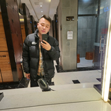 毕伟的朋友圈头像