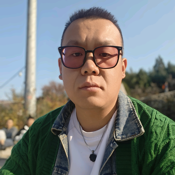 福贵略略略头像