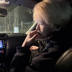 只想无心事头像