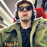 大气溪水0RV头像