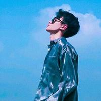 浪不羁的少年头像