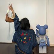 装进可乐瓶的个人资料头像