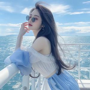 彩彩头像