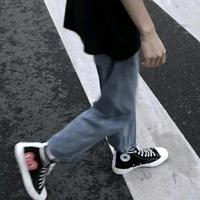 我吹过你吹过的晚风那头像