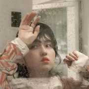 半丗晨曉卍的个人资料头像