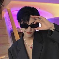 小楊發光吖头像