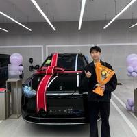 小锅同学在路上头像