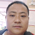 谭义俊华文平头像