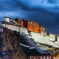 热情的扬凡起航头像