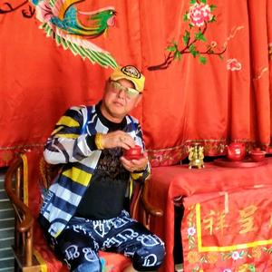 消遥智在头像