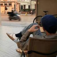 不是山谷2315头像