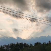 路太烂不修废车兮头像