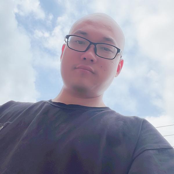 泰州领克中心光头总头像