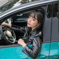 限量版逗比姐姐头像