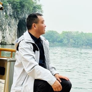 周育锋头像