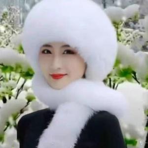 俐俐头像