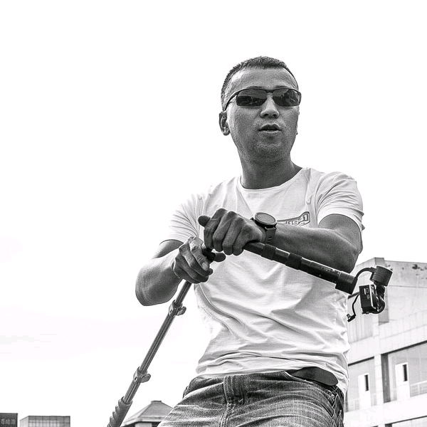 虎克之路石头哥头像