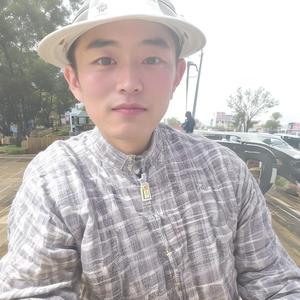 爱分享知识的老哥头像