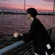 SONGZI的个人资料头像