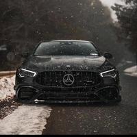 小炜不懂车头像