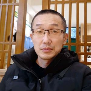 不凡的孤单的影子头像