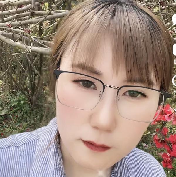 聪明小鱼儿爱分享头像