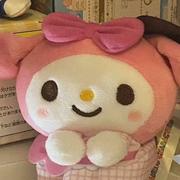 嘴角上翘的个人资料头像