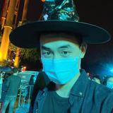 明明爱抓娃娃头像