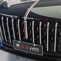 不住隔壁住心里的老王头像