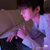 白虹贯日788头像