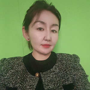 爽朗的阿娅头像