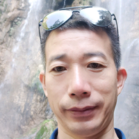 亮本亮头像