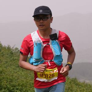 飞勾爱跑步头像