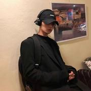 湖底两公里的个人资料头像