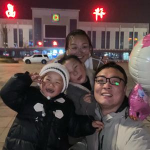 乡村小创7S8T头像