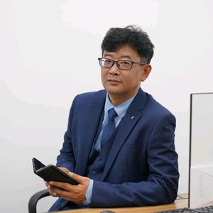 千鹤解馋头像