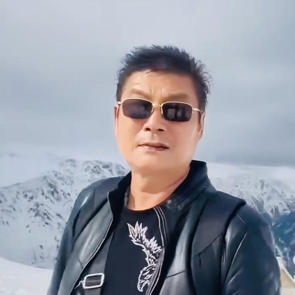 平淡快乐的影音头像