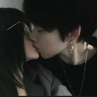 x旭旭卍头像