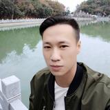 用户76877329596头像