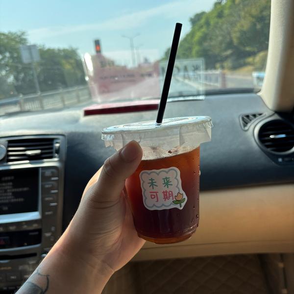 可乐不懂车头像