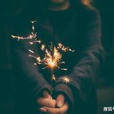 夜晚闪烁的烟火头像