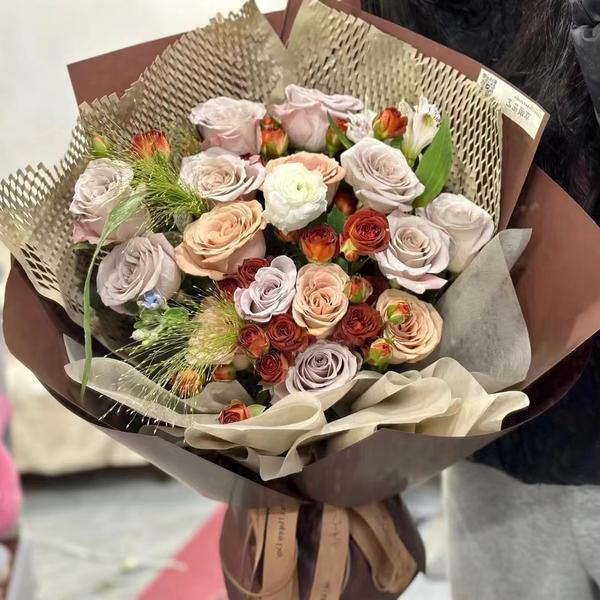 乘风破浪的山雀VHl头像