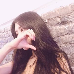 晴儿偷偷开的零食铺头像